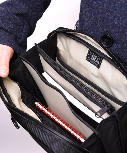 Organizer Shoulder Bag MAX