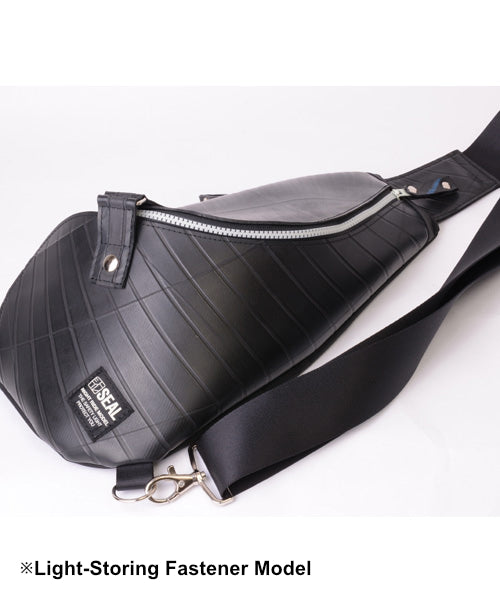 One shoulder bag spiral night ride model