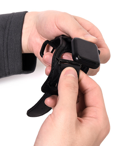 Apple watch BLACK BANGLE