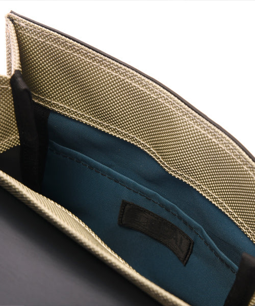 Kiss Lock Square Shoulder Bag