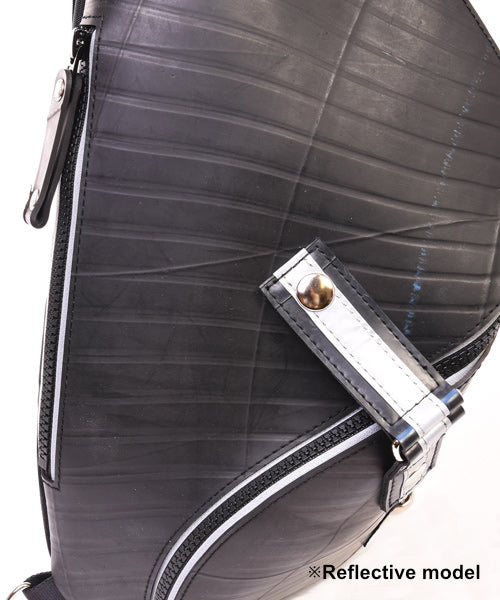 One shoulder bag spiral night ride model