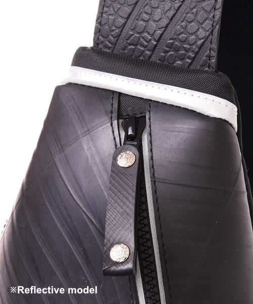 One shoulder bag spiral night ride model