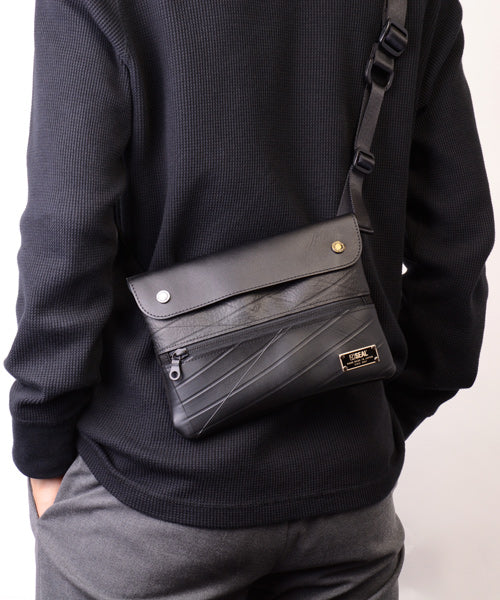 Travel sacoche wallet