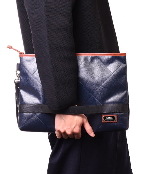 Morino Hanpu Collaboration / Quilted Clutch Bag