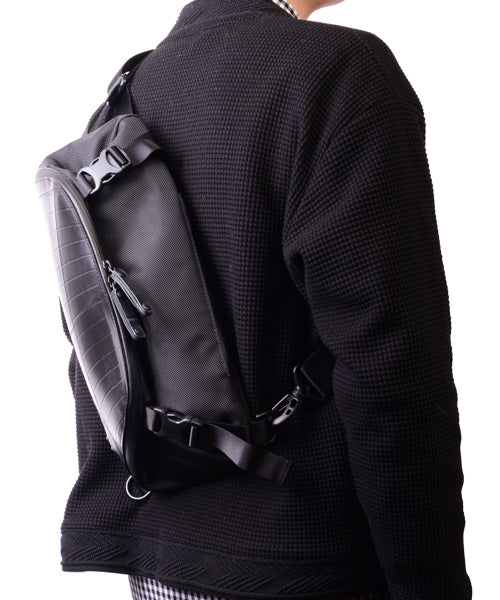 One Shoulder Bag Expandable Lite