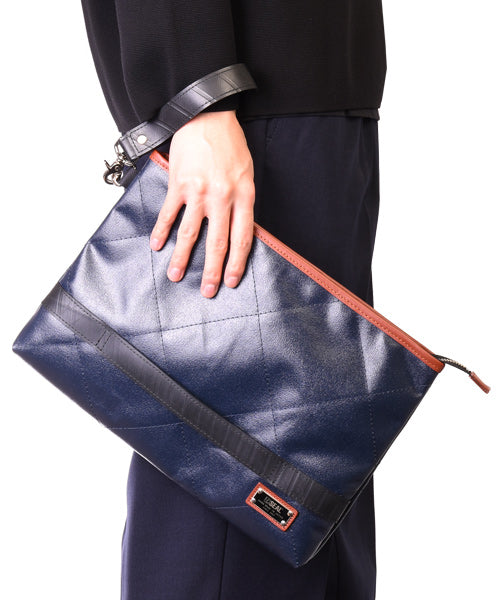 Morino Hanpu Collaboration / Quilted Clutch Bag