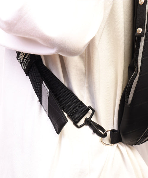 Cross strap night ride model