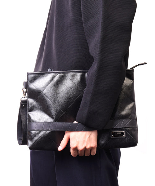 Morino Hanpu Collaboration / Quilted Clutch Bag