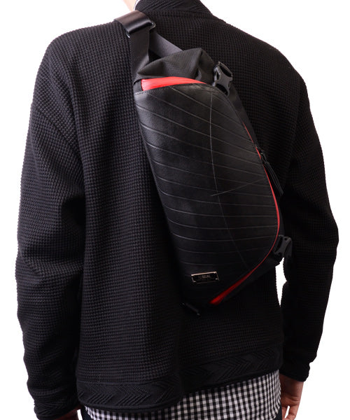 One Shoulder Bag Expandable Lite