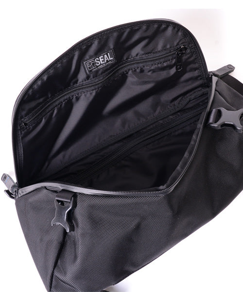 One Shoulder Bag Expandable Lite