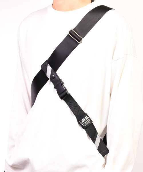 Cross strap night ride model