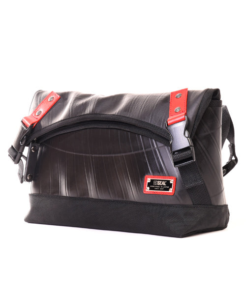 Designer's waist bag