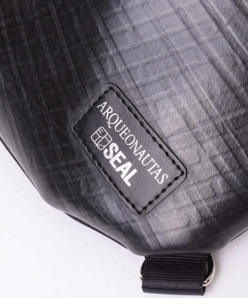 Arqueonautas collaboration / one shoulder bag spiral