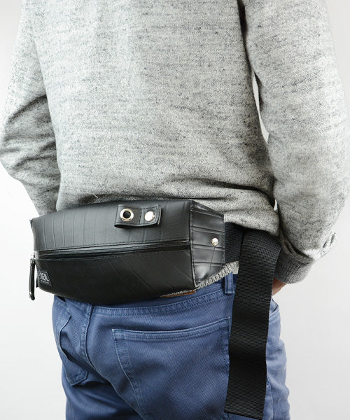 Sling bag waterproof