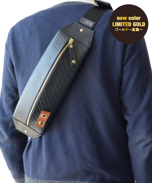 Sling bag waterproof