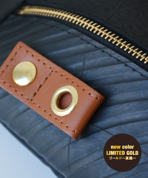 Sling bag waterproof