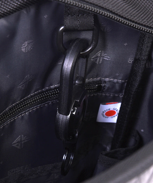 Commute Tote Bag