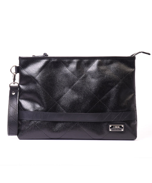 Morino Hanpu Collaboration / Quilted Clutch Bag